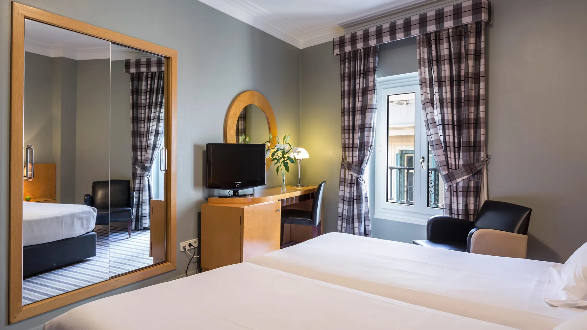 Hotel Larios מאלגה 4*,  ספרד